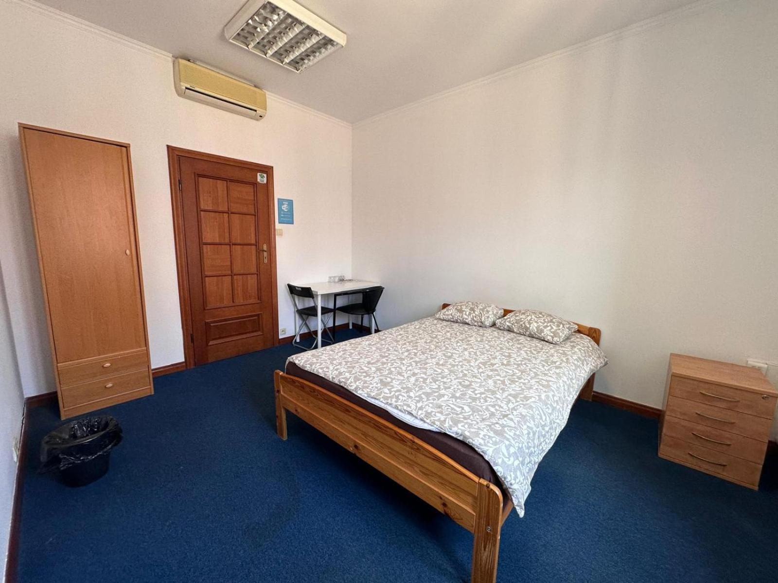 Plus Rooms - 24H Self Check-In Poznan Bagian luar foto